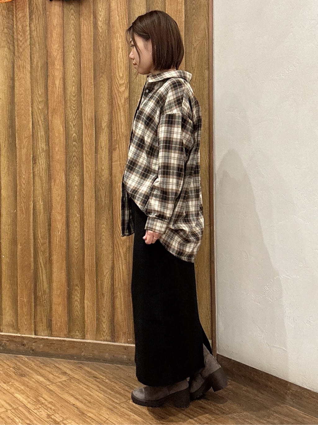 saaさんの「SHOO･LA･RUE｜【S-LL】柔らかさが癖になる 起毛コットン オーバーサイズシャツ」を使ったコーディネート