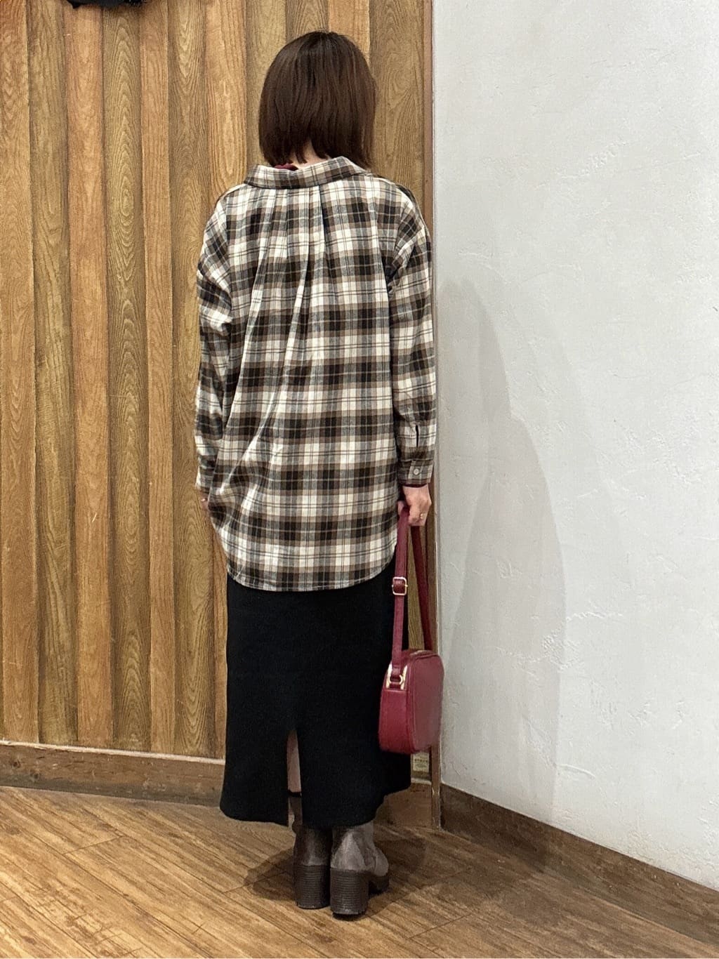 saaさんの「SHOO･LA･RUE｜【S-LL】柔らかさが癖になる 起毛コットン オーバーサイズシャツ」を使ったコーディネート