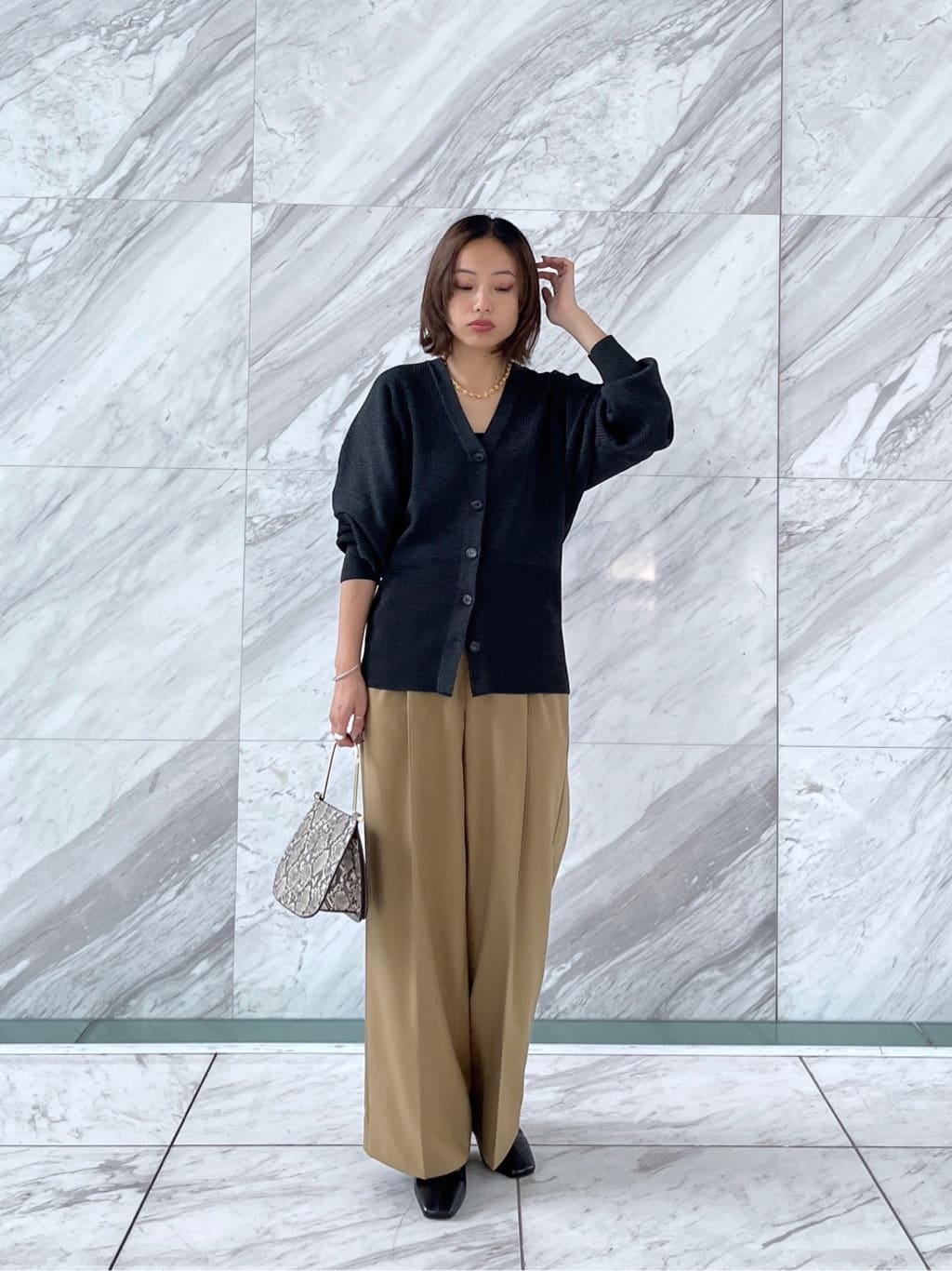 Harukaさんの「INDIVI｜Timeless｜モードスラックス」を使ったコーディネート