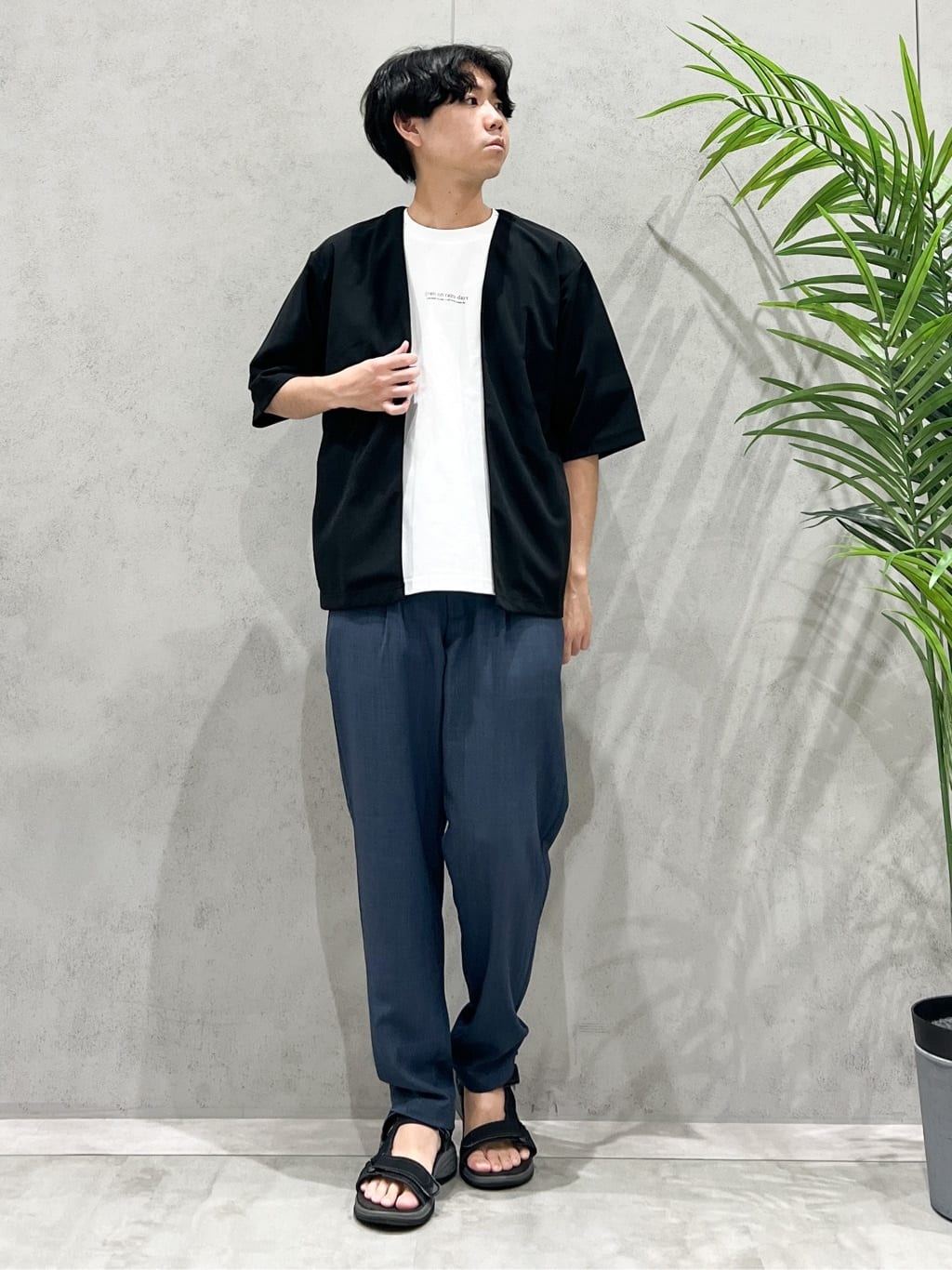 SHI-MAさんの「THE SHOP TK｜五分袖カーディガン+半袖Tシャツセットアイテム 洗濯機OK」を使ったコーディネート