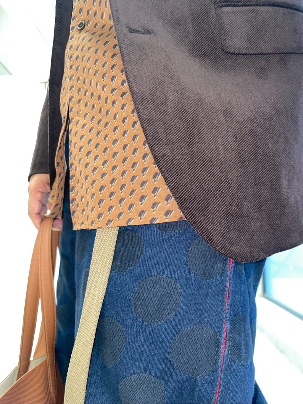 MAKOTO AIさんの「TAKEO KIKUCHI｜【Sサイズ～】ストレッチコーデュロイ ジャケット」を使ったコーディネート