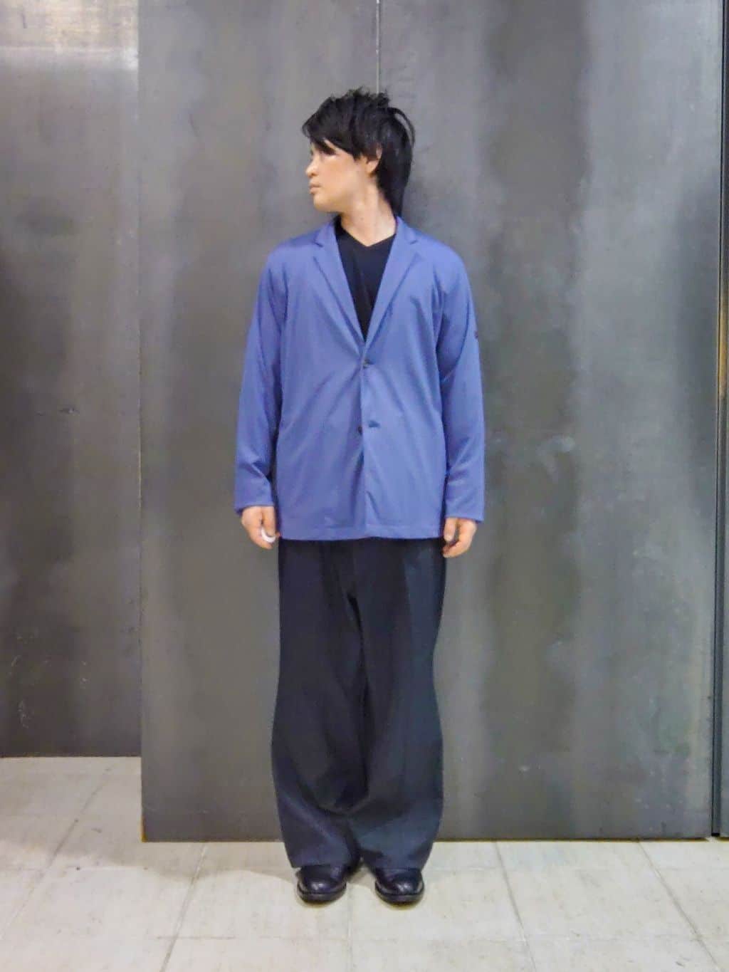 shiominさんの「TAKEO KIKUCHI｜リラックス カーディガン ジャケット」を使ったコーディネート