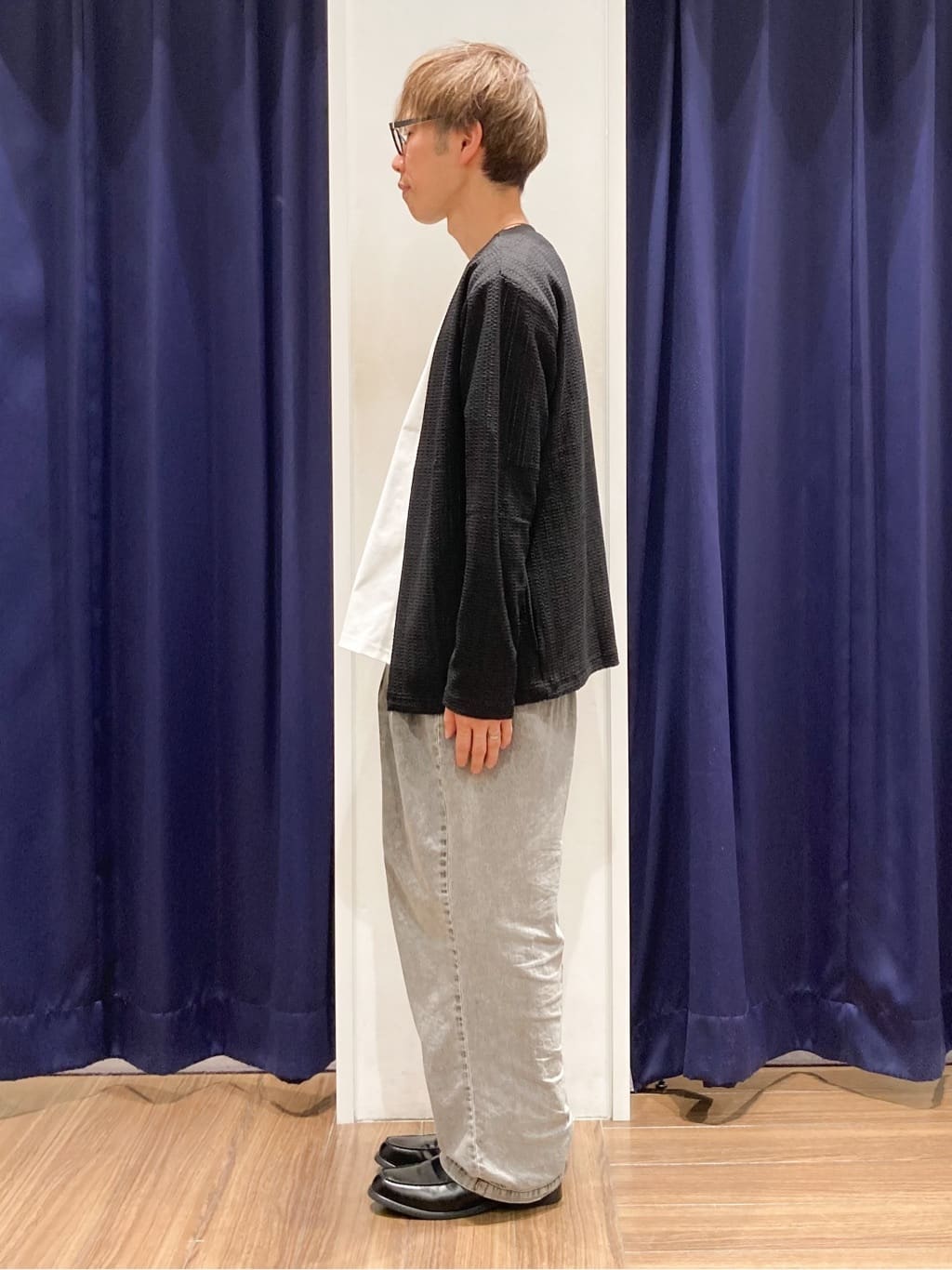 つーじーさんの「THE SHOP TK｜【セットでお買い得！！】長袖カーディガン＋半袖Tシャツ　洗濯機OK/吸水速乾(Tシャツのみ)」を使ったコーディネート