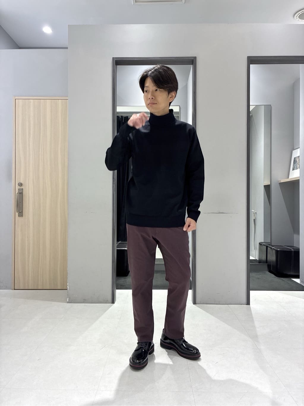 わいずみさんの「TAKEO KIKUCHI｜【360&deg;ストレッチ／セットアップ対応】None Of Stress ジャケット」を使ったコーディネート