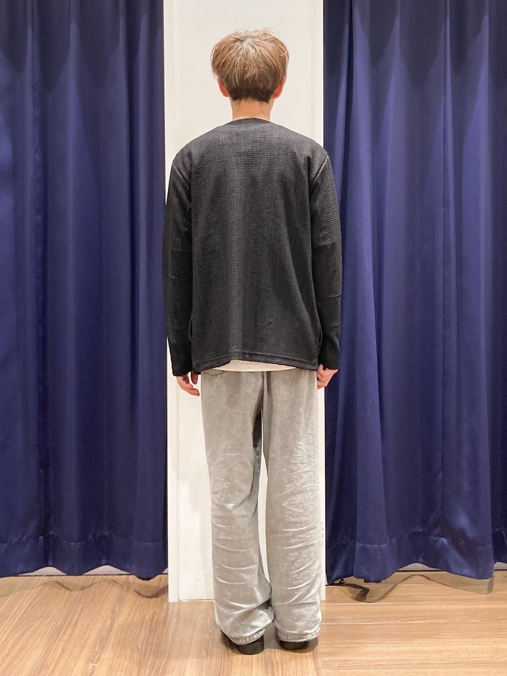 つーじーさんの「THE SHOP TK｜【セットでお買い得！！】長袖カーディガン＋半袖Tシャツ　洗濯機OK/吸水速乾(Tシャツのみ)」を使ったコーディネート