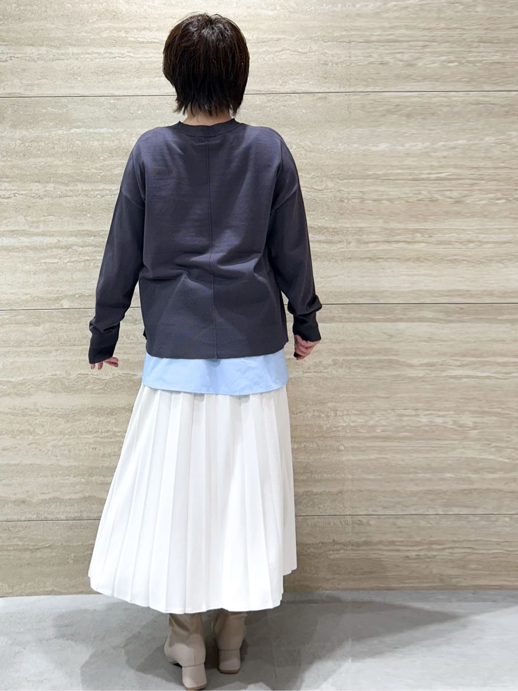 NAMIさんの「OPAQUE.CLIP｜《ツインセット》リラクシーサイドスリットニット&times;ドッキングタンク【洗濯機洗い可】」を使ったコーディネート