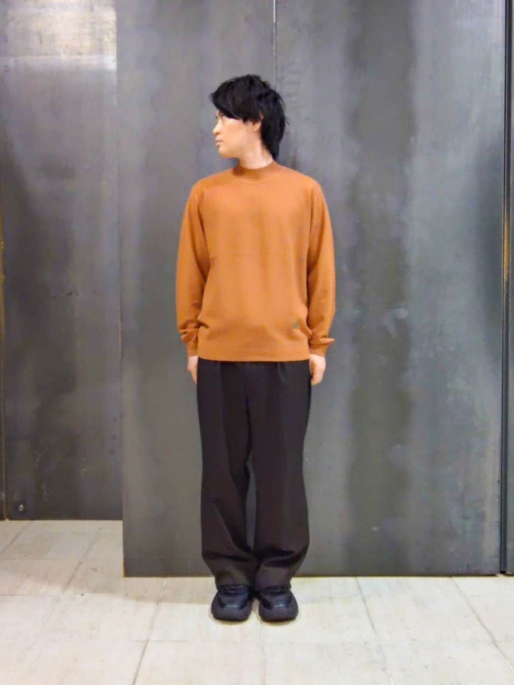 shiominさんの「TAKEO KIKUCHI｜ハイゲージ モックネック ニット プルオーバー」を使ったコーディネート