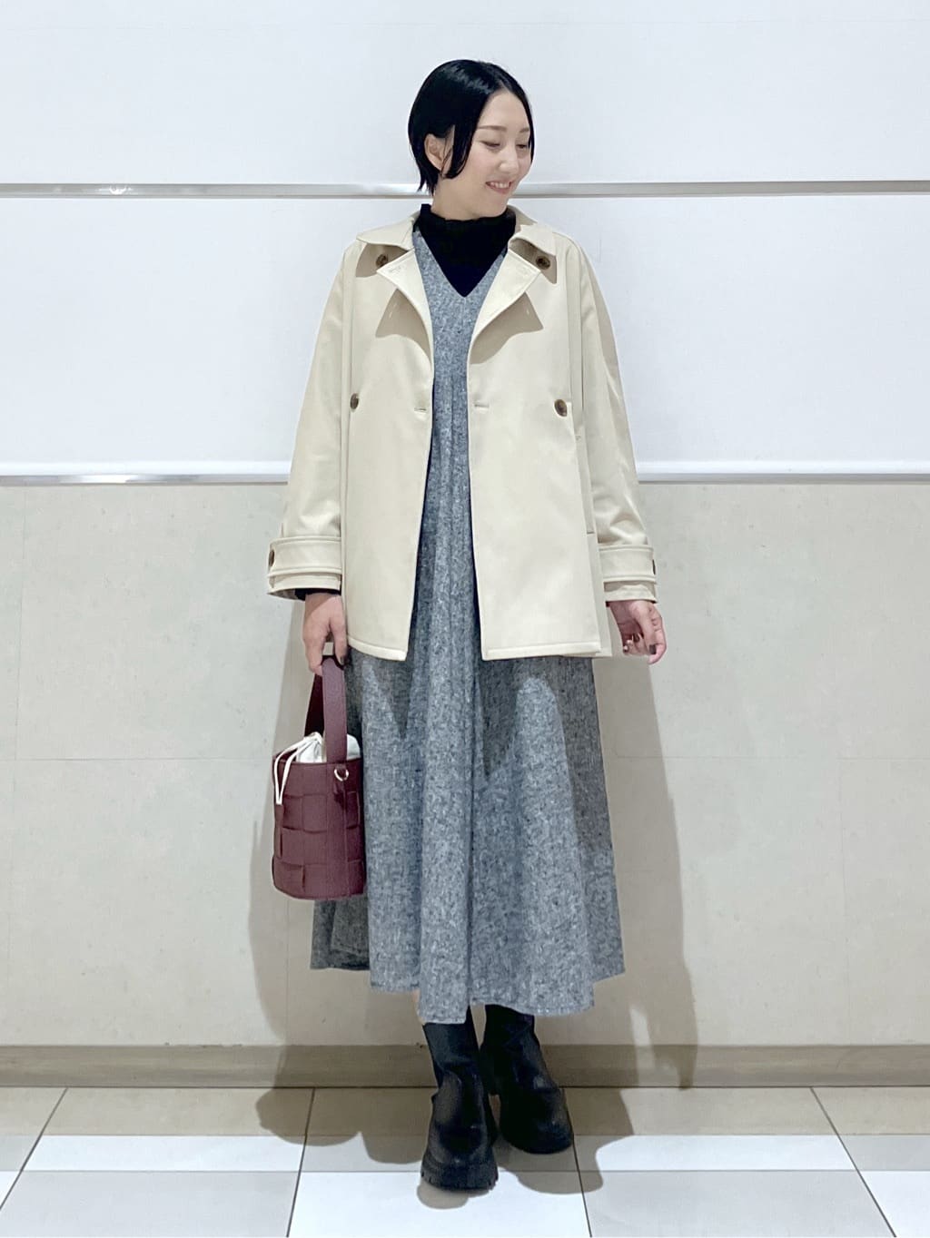 eriko さんの「Dessin｜【洗える】Vネックジャンパースカート」を使ったコーディネート