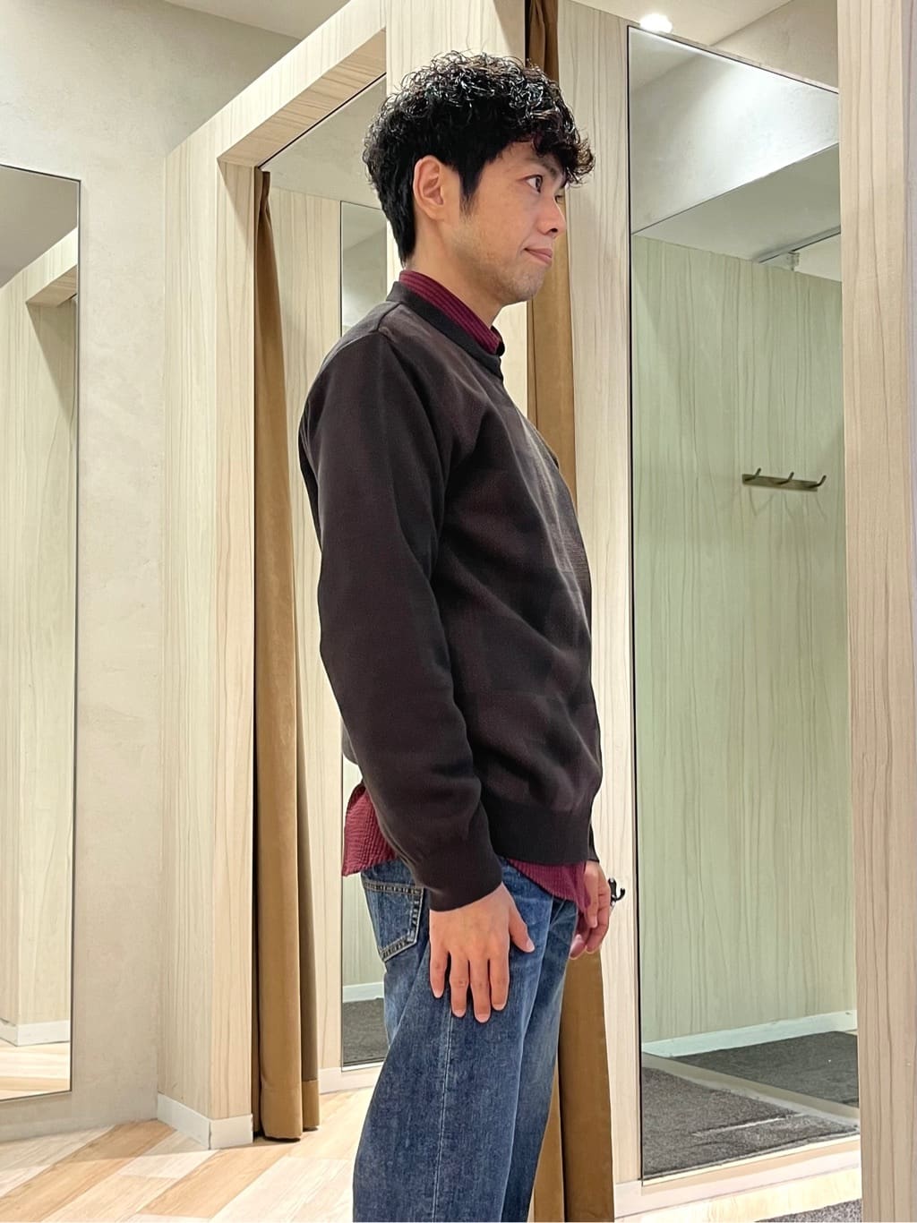 URAさんの「TAKEO KIKUCHI｜【Made in JAPAN】ビッグチェック＆スライドパズル柄 ニット」を使ったコーディネート