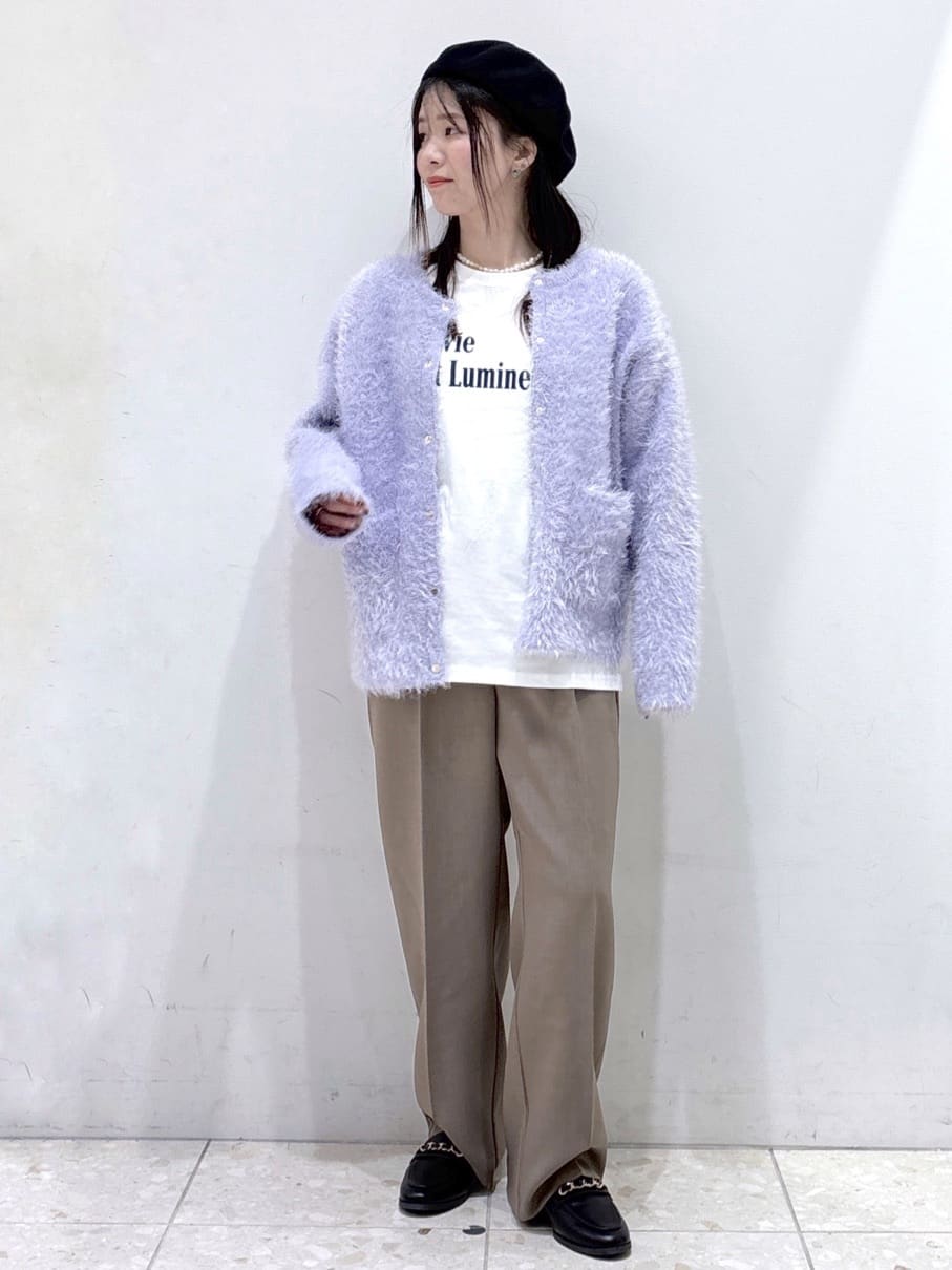 mameさんの「OPAQUE.CLIP｜ロングロゴTシャツ【洗濯機OK】」を使ったコーディネート