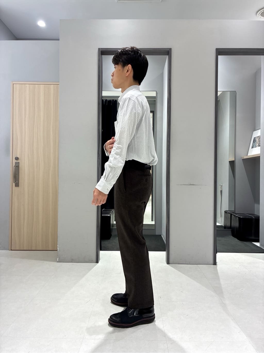 わいずみさんの「TAKEO KIKUCHI｜【360&deg;ストレッチ／セットアップ対応】None Of Stress ジャケット」を使ったコーディネート