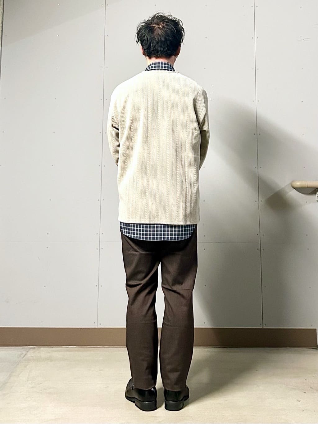 KENJI Iさんの「THE SHOP TK｜【セットでお買い得！】モールニットカーディガン＋長袖Tシャツ　洗濯機OK/吸水速乾・毛玉になりにくい」を使ったコーディネート