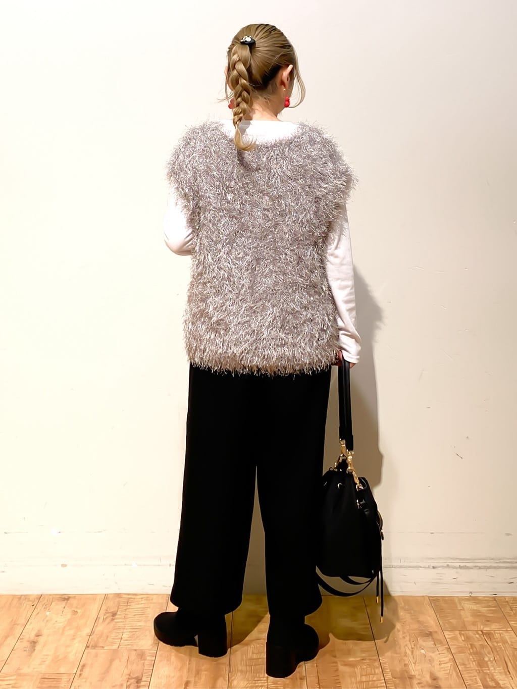 MEGさんの「SHOO･LA･RUE｜」を使ったコーディネート