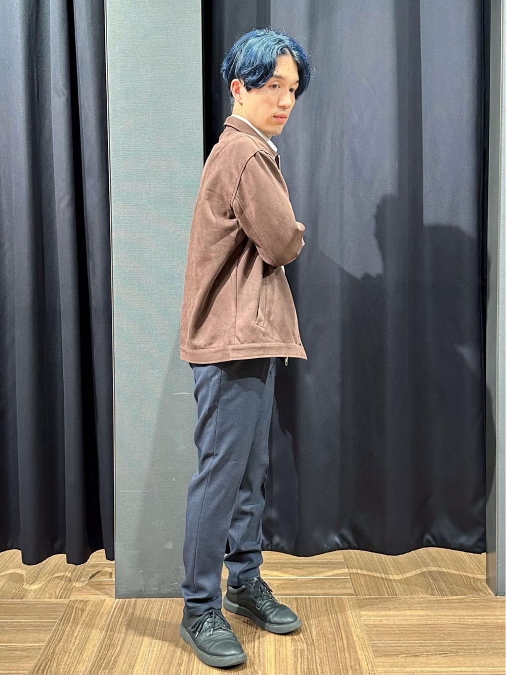 tomoyaさんの「THE SHOP TK｜ドレスオックスシャツ」を使ったコーディネート