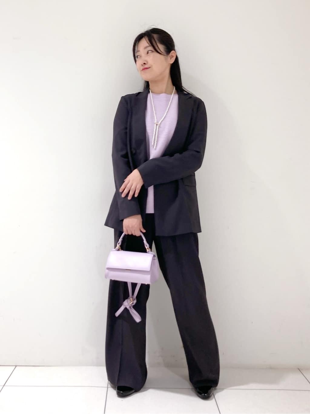 momokoさんの「INDIVI｜【洗える／体型カバー】美シルエットニット」を使ったコーディネート