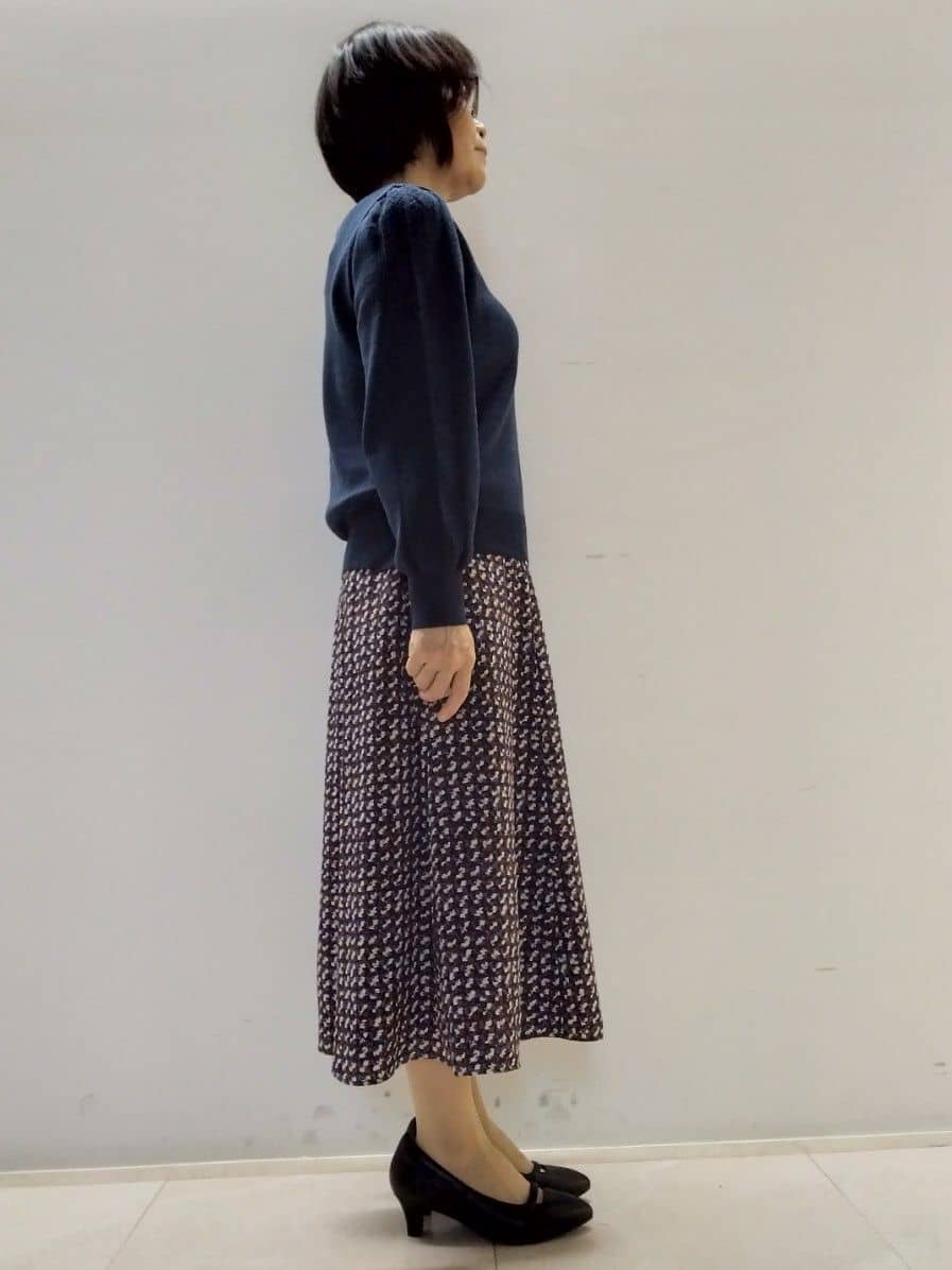tokuさんの「Reflect｜【選べる8色／スカートにもパンツにも◎】ウール混ボートネックニット」を使ったコーディネート