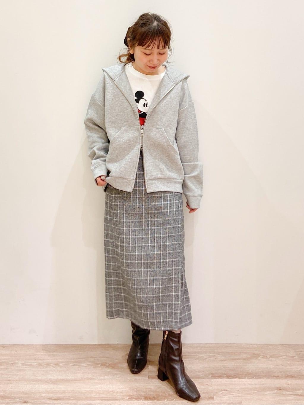risayanさんの「OPAQUE.CLIP｜【Mickey Mouse】プリントロングTシャツ」を使ったコーディネート