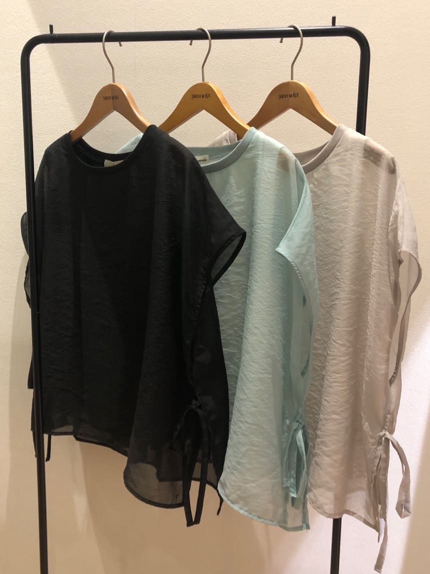 Ke.iさんの「SHOO･LA･RUE｜【洗える/S-LL】上品なシアー感 レイヤード風トップス」を使ったコーディネート