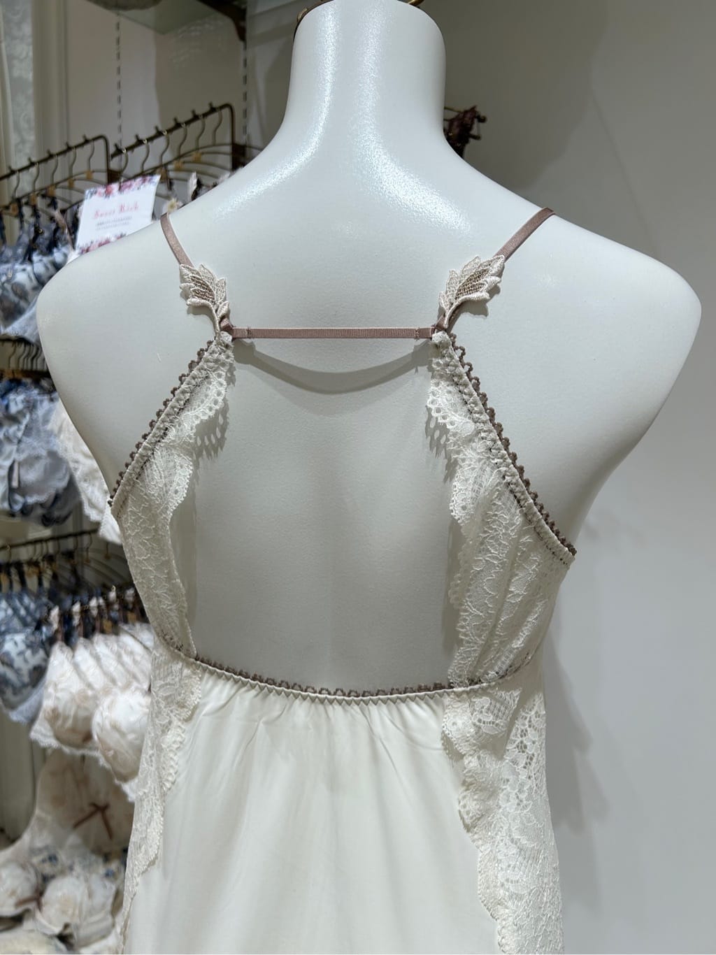 hachiさんの「Risa Magli｜エレノア ブラジャー （D-F） ＜スウィートリッチ＞」を使ったコーディネート