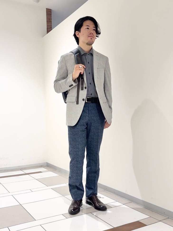 及川さんの「TAKEO KIKUCHI｜【抗菌防臭】COOL DOTS（R）ドビープリント ジャケット」を使ったコーディネート