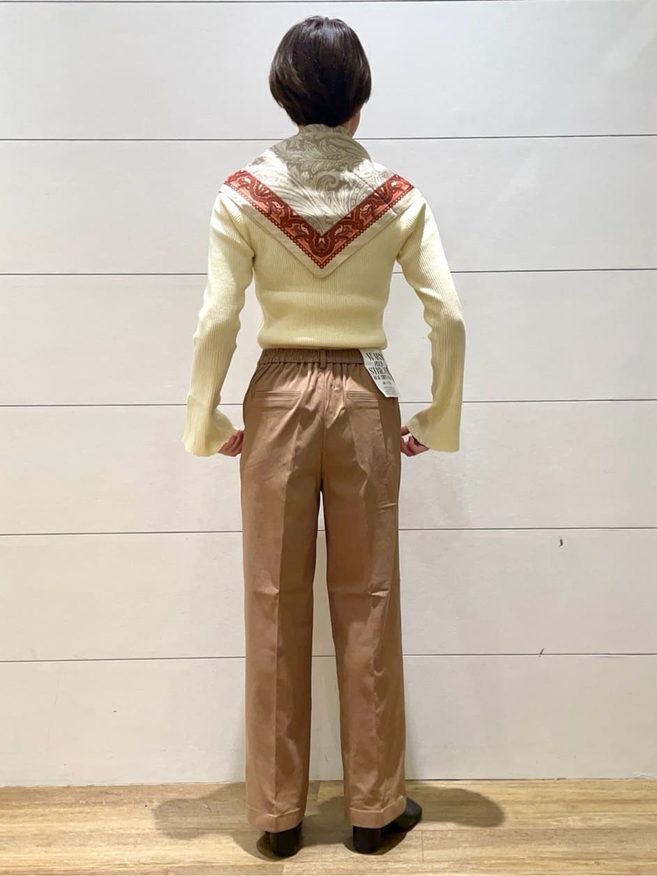 Ryoさんの「THE SHOP TK｜【品よく魅せる】フレアスリーブ リブニット/毛玉になりにくい/静電気防止/洗濯機OK」を使ったコーディネート