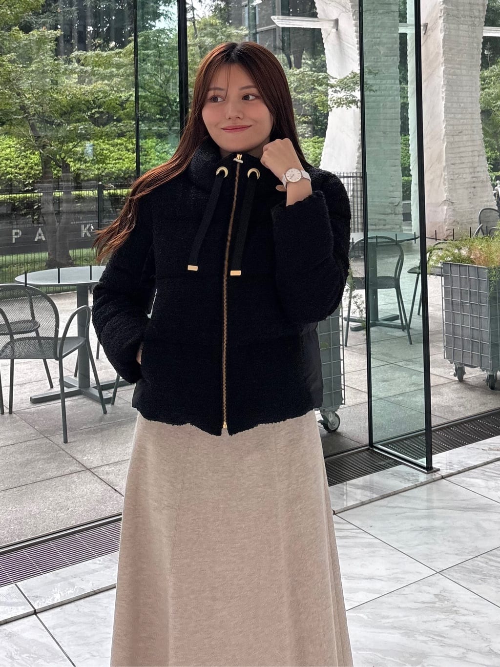 sayaさんの「COUP DE CHANCE｜【手洗い可／ボウタイ取外し可】配色パイピングボウブラウス」を使ったコーディネート