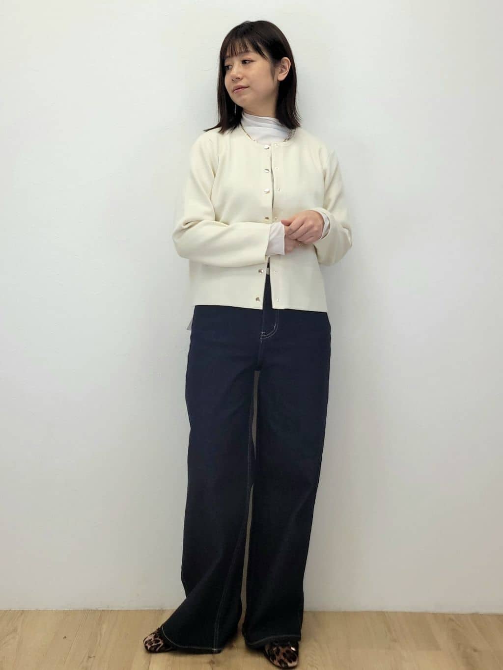 LISAさんの「OPAQUE.CLIP｜スナップボタンニットカーディガン【UVケア／洗濯機OK】《6col／S～LL》」を使ったコーディネート