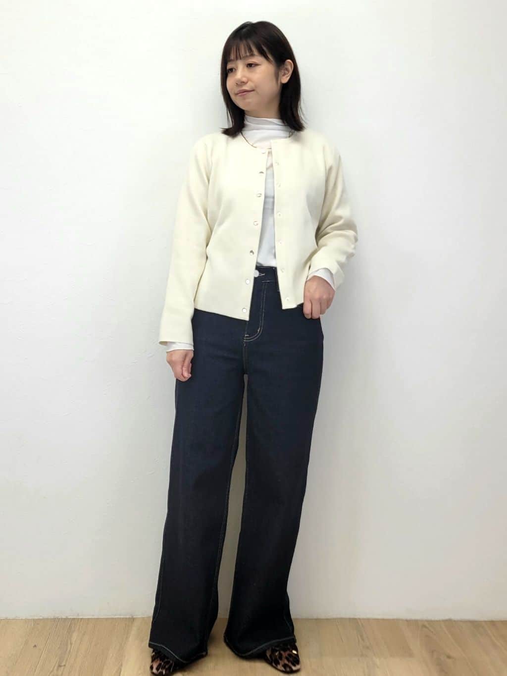 LISAさんの「OPAQUE.CLIP｜スナップボタンニットカーディガン【UVケア／洗濯機OK】《6col／S～LL》」を使ったコーディネート