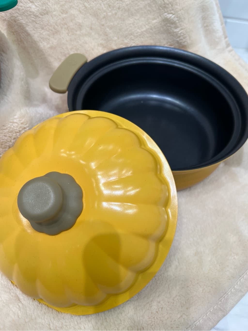 nagiさんの「212 KITCHEN STORE｜べジポ IH対応ミニ卓上鍋19cm かぼちゃ」を使ったコーディネート