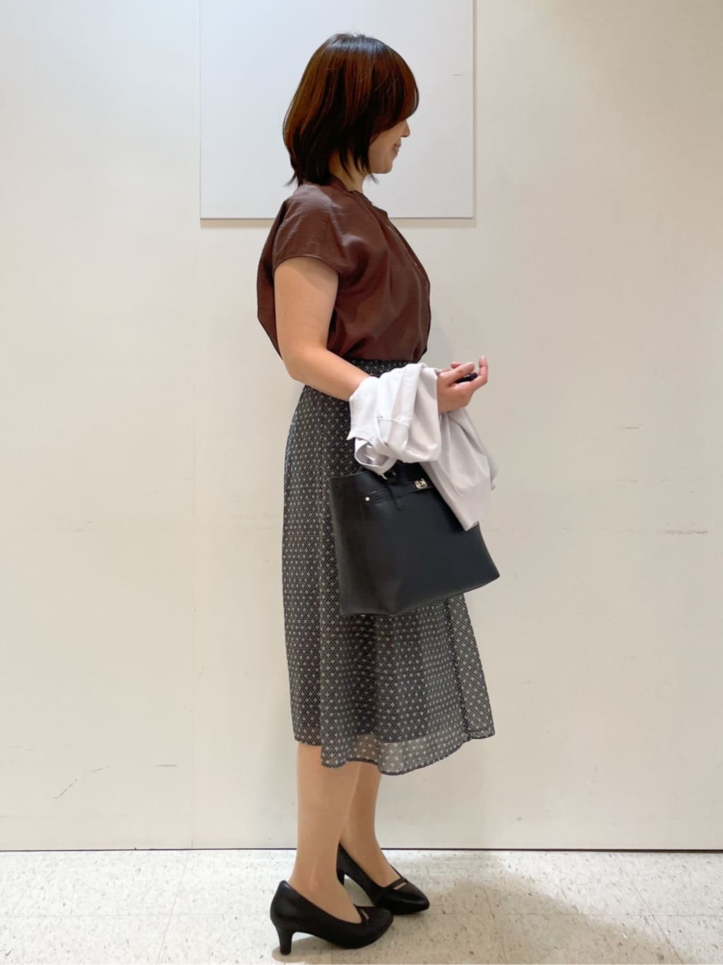 めいさんの「Reflect｜【二の腕さりげなくカバー】バンドカラーブラウス」を使ったコーディネート