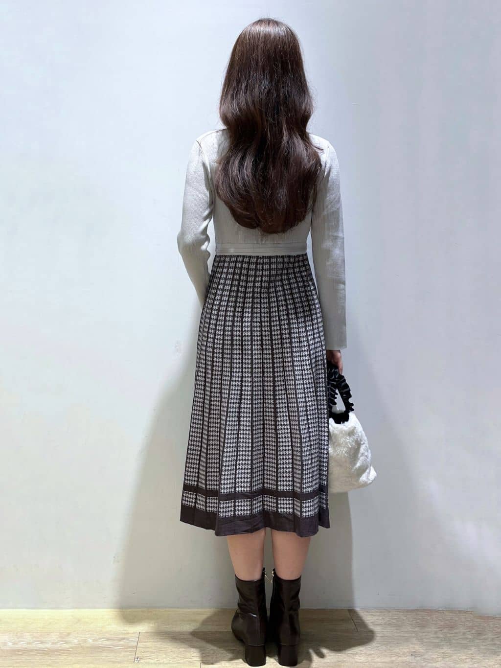 Mimさんの「index｜トリプルリングビジューネックレス」を使ったコーディネート