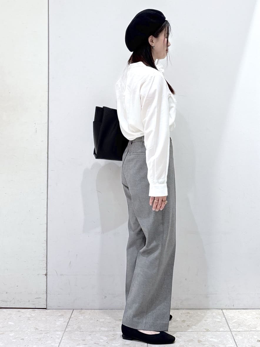 mameさんの「OPAQUE.CLIP｜フロントフリルブラウス【洗濯機OK】」を使ったコーディネート