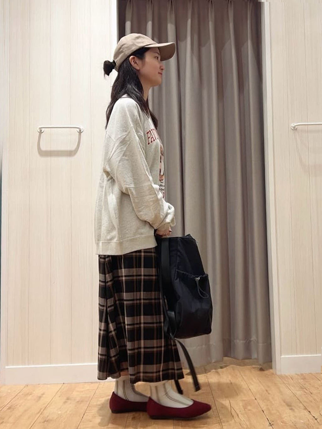 moneさんの「SHOO･LA･RUE｜【S-LL／2WAY】取り外しのできる シャツ腰巻パーツつきチェック柄スカート」を使ったコーディネート