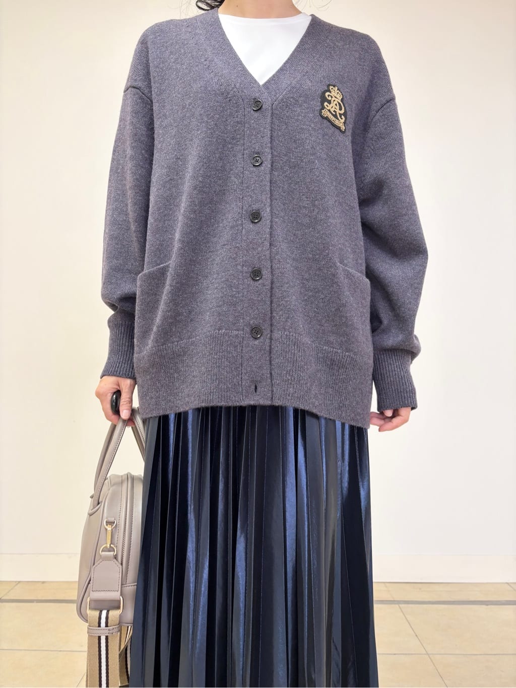 YOKOTAさんの「DRESSTERIOR｜レタードニットカーディガン」を使ったコーディネート