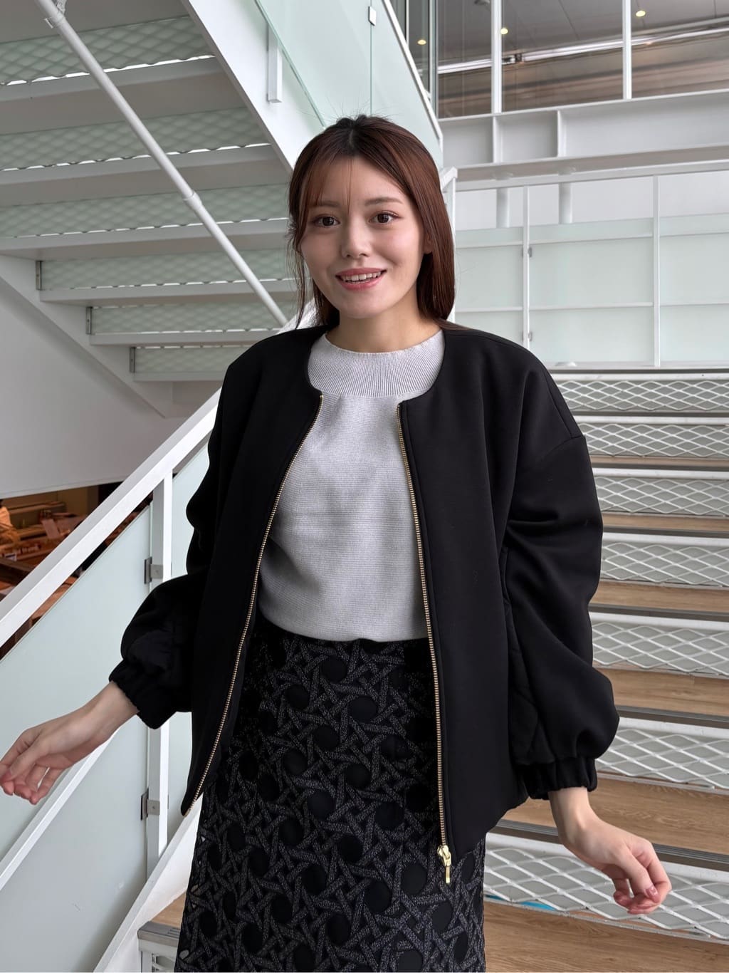 sayaさんの「COUP DE CHANCE｜【日本製】シアー刺繍のフレアースカート」を使ったコーディネート