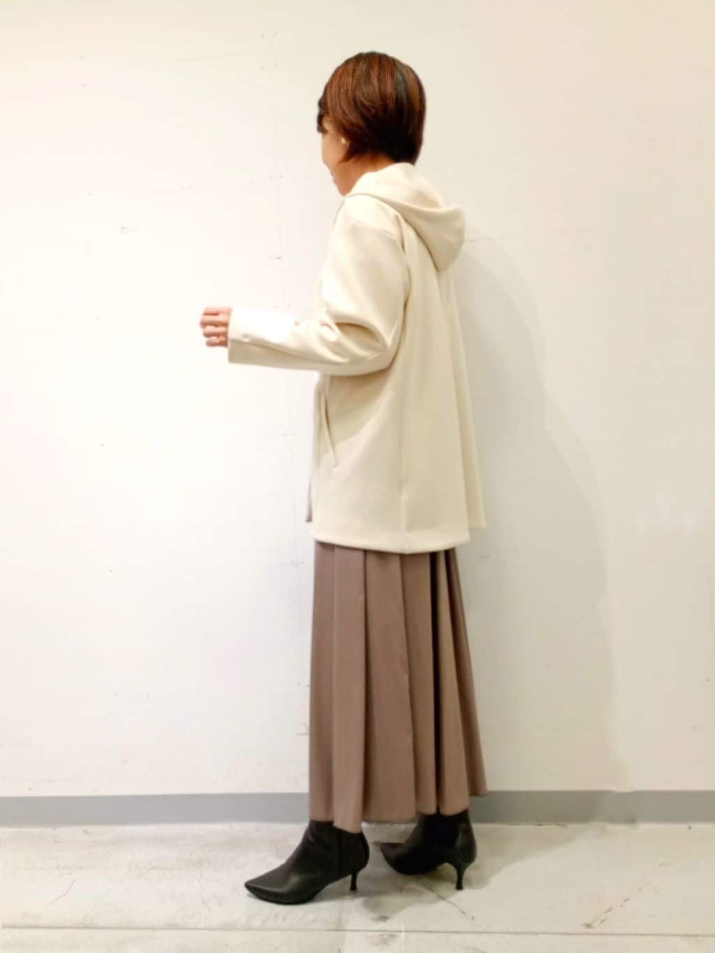 Kさんの「INDIVI｜【軽羽織り】フーディーライトコート」を使ったコーディネート