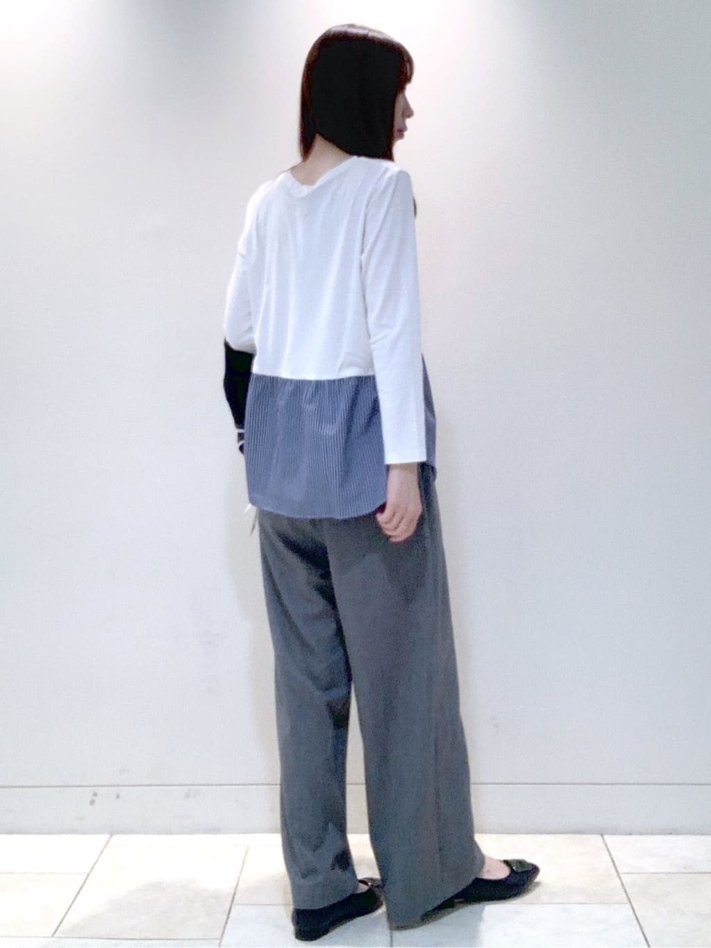 ヤマグチさんの「Reflect｜【すっきりシルエット】ワイドクロップドパンツ」を使ったコーディネート
