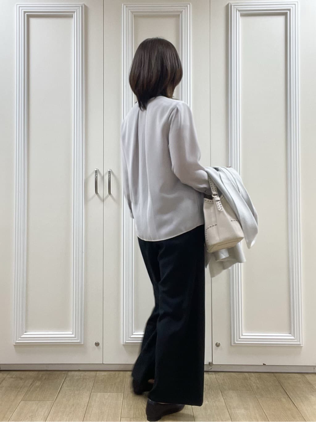 めいさんの「Reflect｜【配色ボウタイ付き】八分袖ジョーゼットブラウス」を使ったコーディネート