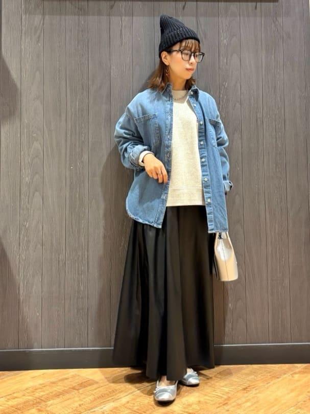 meiさんの「SHOO･LA･RUE｜グラフィックアソート裏毛スウェット」を使ったコーディネート