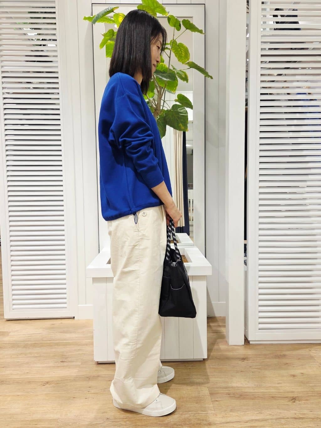 Yamadaさんの「Dessin｜【洗える】裾ドロスト付きカットソー」を使ったコーディネート
