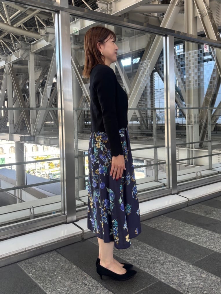 SaKiさんの「UNTITLED｜【手洗い可】花柄パネルワンピース」を使ったコーディネート