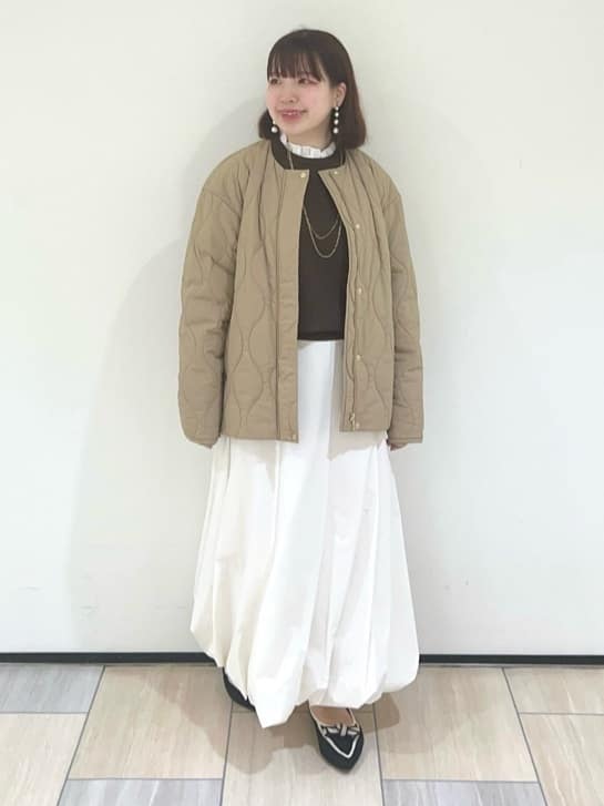 Mitsukiさんの「UNTITLED｜【フリル取り外し可/きれいめエレガント】フリルシャツレイヤード風ニット」を使ったコーディネート