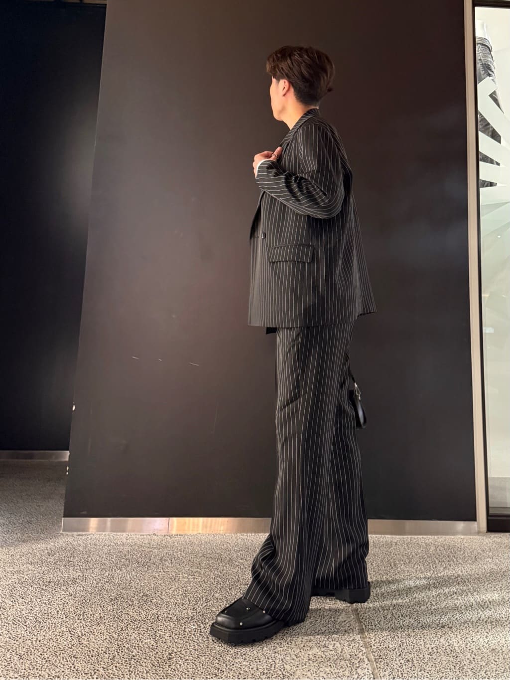 HARUさんの「tk.TAKEO KIKUCHI｜【セットアップ対応】ピンストライプルーズジャケット」を使ったコーディネート