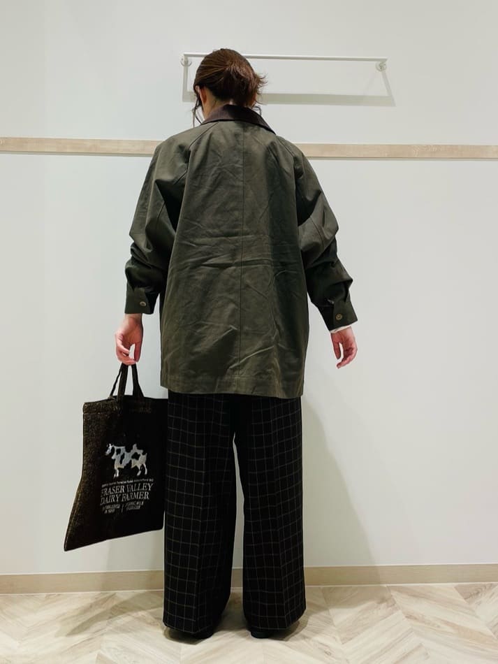 c_h_i_k_aさんの「SHOO･LA･RUE｜【S-LL】オーバーシルエットでこなれ感 襟コール カバーオール」を使ったコーディネート