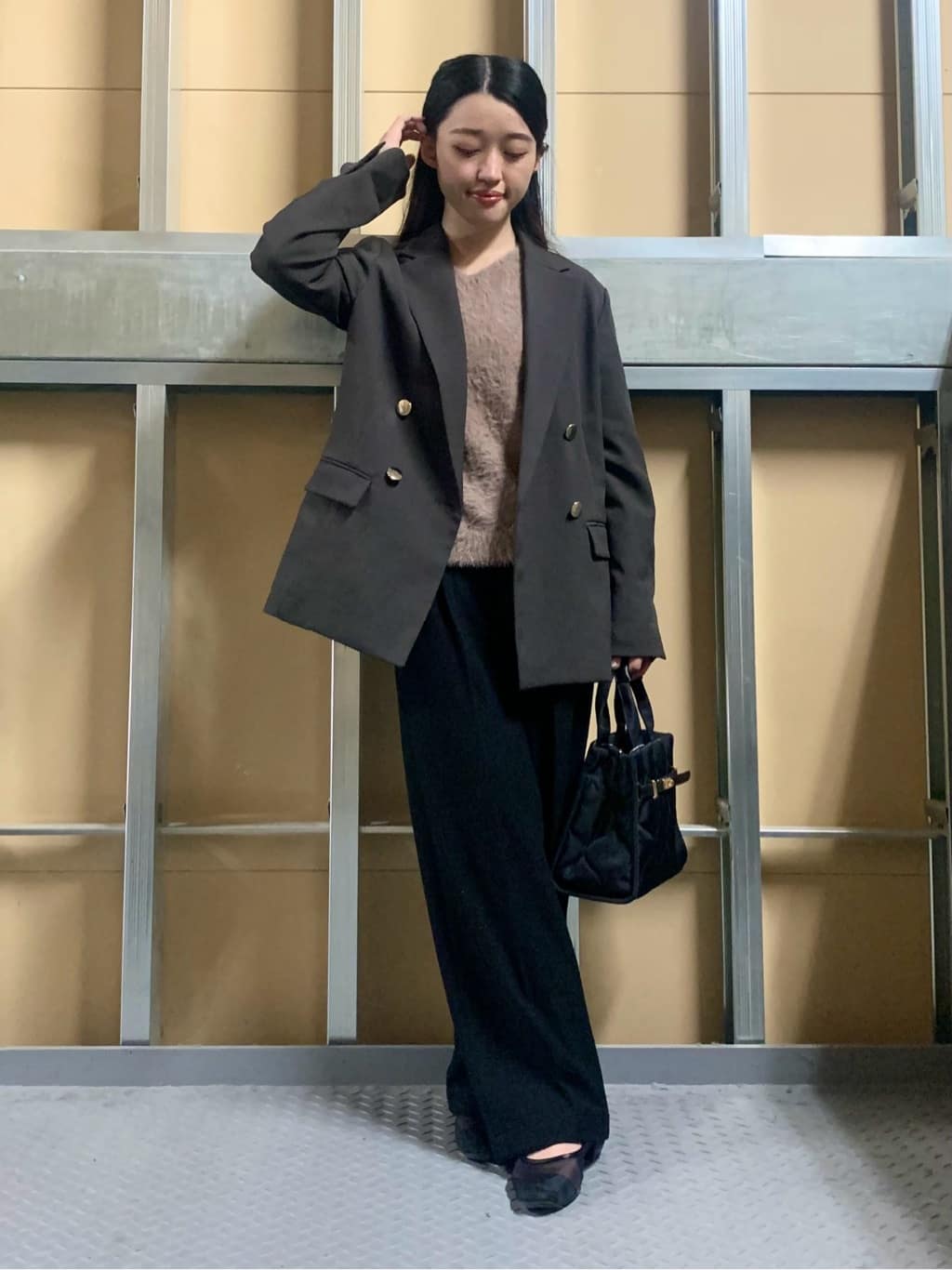 sahoさんの「THE SHOP TK｜【今羽織るなら】ダブルブレストジャケット【セットアップ可/洗える】」を使ったコーディネート