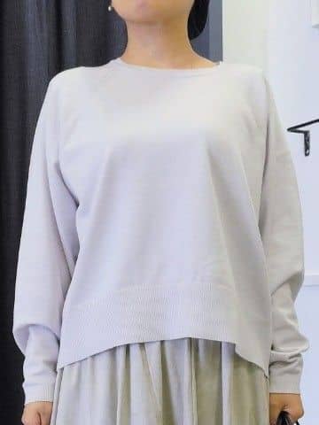 コマさんの「grove｜最終お値下げ！！【洗える/毛玉軽減】天竺ラグランスリーブプルオーバー」を使ったコーディネート
