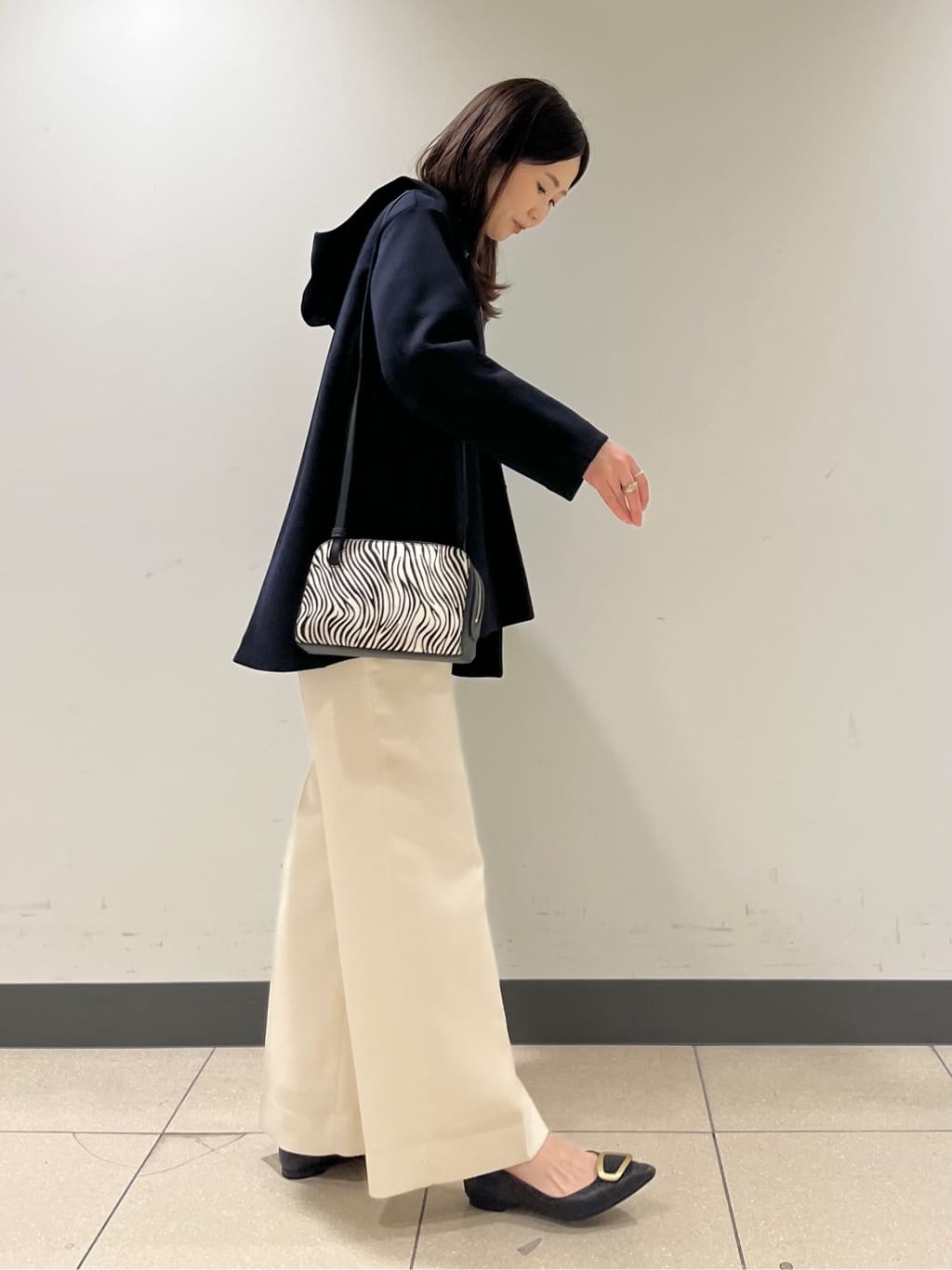 shokoさんの「INDIVI｜【キッドモヘヤ素材】ラウンドヘムニット」を使ったコーディネート