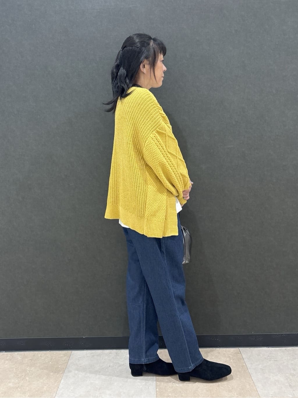 わかさんの「SHOO･LA･RUE｜【洗濯機可/S-LL】大人の抜け感 ざっくり編み モールケーブルカーディガン【CIRCRIC】」を使ったコーディネート