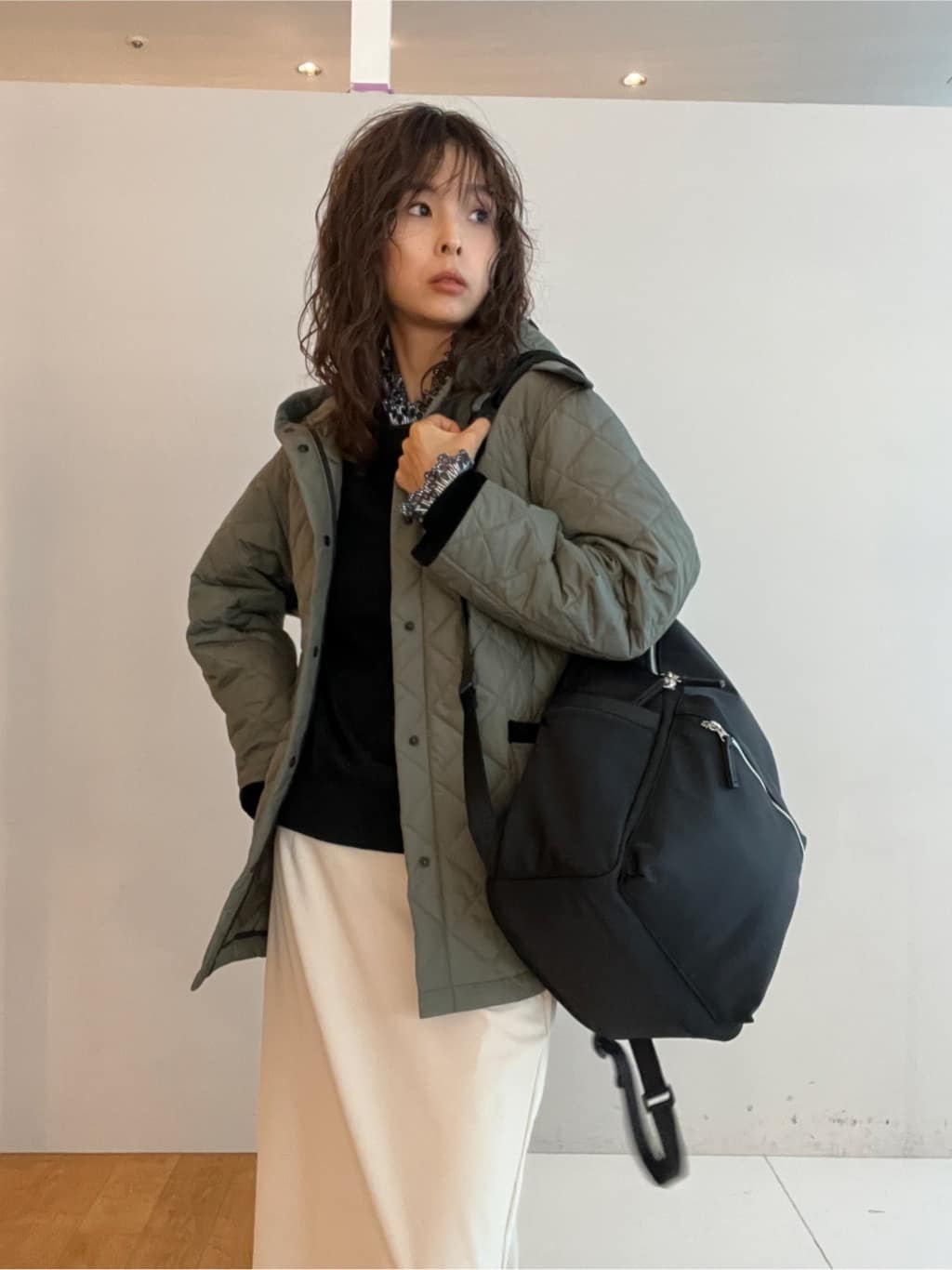 misaさんの「DRESSTERIOR｜◆【洗える/ポケット付き】ストレッチナロースカート」を使ったコーディネート