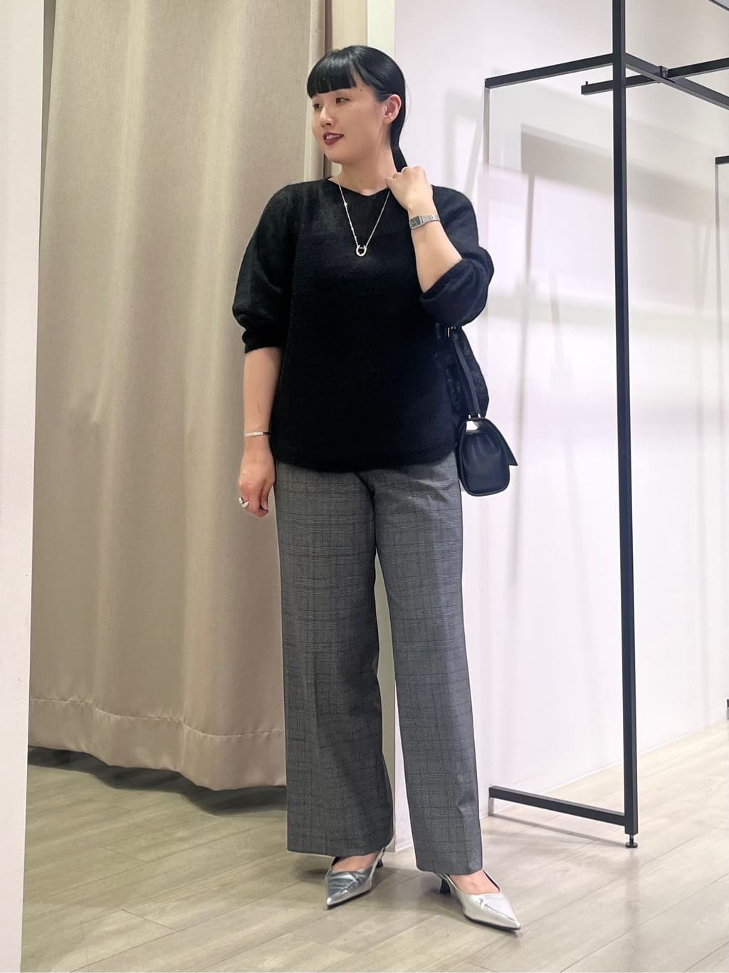 hasuさんの「INDIVI｜【キッドモヘヤ素材】ラウンドヘムニット」を使ったコーディネート